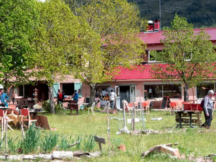 Les Grandes Roches